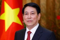 Ủy viên Bộ Chính trị, Chủ tịch nước CHXHCN Việt Nam Lương Cường.