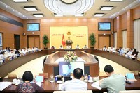 Ủy ban Thường vụ Quốc hội cho ý kiến về Dự án Luật Phá sản sửa đổi. Ảnh: P.T