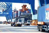 Kim ngạch xuất nhập khẩu đến 15/9 đã vượt 637 tỷ USD.