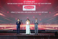 Bà Nguyễn Thị Thanh Nhã – Phó Tổng Giám đốc Tài Chính, đại diện Dai-ichi Life Việt Nam vinh dự nhận giải thưởng “Top 500 Doanh nghiệp Lợi nhuận tốt nhất Việt Nam 2025”