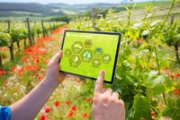 Chuyển đổi số là động lực quan trọng của quá trình xây dựng nông thôn mới.