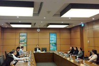 Phiên thảo luận tại tổ về dự án Luật Thuế thu nhập cá nhân sửa đổi. 