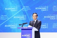 Bí thư Thành ủy TP.HCM Trần Lưu Quang phát biểu khai mạc Diễn đàn. Ảnh: Trọng Tín.