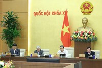 Phiên họp chiều tối 2/12 của Ủy ban Thường vụ Quốc hội. Ảnh: Duy Linh 