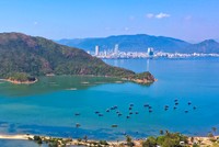 Hợp nhất giữa Bình Định và Gia Lai tạo nên một "siêu tỉnh" vừa có rừng vàng, vừa có biển bạc.