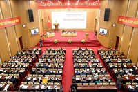 Quang cảnh cuộc họp.