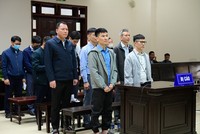 Ngoài các bị cáo bị đưa ra xét xử phúc thẩm, nhiều bị cáo khác được giảm án trong vụ Tập đoàn Thuận An, dù không kháng cáo hoặc đã rút kháng cáo.