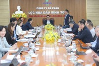 Ông Lê Mạnh Hùng, Chủ tịch HĐTV Tập đoàn Petrovietnam chủ trì buổi làm việc 