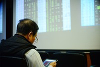 Sẽ có ứng xử mới với doanh nghiệp chậm lên sàn