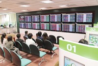 Cải cách thể chế kinh tế, cần “làm lớn” thị trường chứng khoán