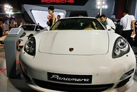 Chủ xe sang chuẩn bị móc tiền tỷ nộp thuế chính chủ