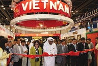 Lớn lên từ áp lực  hội nhập