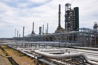 Lựa chọn đối tác nào cho IPO Lọc dầu Dung Quất?