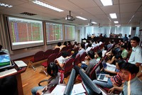 Dự báo, nhóm cổ phiếu của các doanh nghiệp xuất khẩu, dịch vụ cảng, bất động sản... sẽ được hưởng lợi khi TPP được ký kết