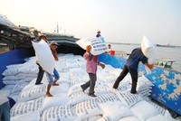 VNF1 chỉ được kinh doanh lương thực, thực phẩm