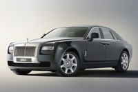 Tạm nhập Rolls Royce Ghost để trưng bày tại Hà Nội