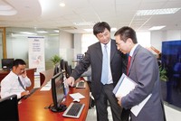 Các NĐT nước ngoài dường như yên tâm khi đầu tư vào Việt Nam, nhưng những cú sốc bên ngoài có thể tác động đến TTCK Việt Nam