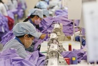 Dệt may vẫn là một trong những mặt hàng có kim ngạch xuất khẩu lớn và tốc độ tăng trưởng cao