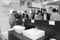 Giá bán lẻ gốm sứ xây dựng đã tăng 5-10% so với trước