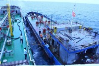 Tiếp tục thí điểm tạm nhập tái xuất xăng dầu sang Lào