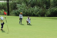 Kinh doạnh sân golf có thể được coi là ngành kinh doanh có điều kiện   