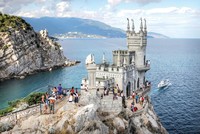 Du lịch - trụ cột kinh tế của Crimea - đang bị ảnh hưởng nghiêm trọng bởi cuộc khủng hoảng địa chính trị Nga - Ukraine