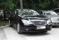 Sẽ có gần 2.000 xe, gồm nhiều xe sang về Việt Nam trong một năm tới