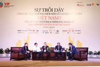 Đại diện các DN hàng đầu tham gia thuyết trình cơ hội đầu tư vào DN mình.