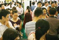 Bất động sản, “vừa bán, vừa la” vẫn đắt hàng