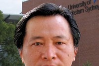 
Tác giả Huy Nam là chuyên viên Kinh tế Tài chính Chứng khoán, Chuyên gia độc lập, Giảng viên PACE, Thành viên Hội đồng chỉ số Sở GDCK TP. HCM, Trọng tài viên Trung tâm Trọng tài Quốc tế Việt Nam