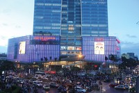 Lotte Center vừa được khai trương hôm 2/9 vừa qua - Ảnh: Hoài Nam