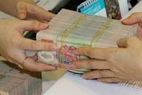 Các NHTM đang phải đối mặt với thách thức lớn là huy động về không thể cho vay ra