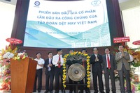 Ngày 22/9, Vinatex đã tổ chức bán đấu giá cổ gần 122 triệu cổ phần tại Sở GDCK TP. HCM  