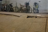 Tình trạng xuống cấp tại khu tái định cư Đền Lừ 2 (Ảnh minh họa: Internet)