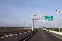 Lưu lượng xe trên tuyến Quốc lộ 1 (Trung Lương - Mỹ Thuận) đã đạt 45.000 phương tiện quy đổi chuẩn/ngày