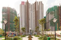 Him Lam Chợ Lớn - lựa chọn an cư và đầu tư lý tưởng tại trung tâm Chợ Lớn. Hình thực tế tháng 1/2015, người mua đã được sử dụng hồ bơi, công viên