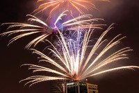 Trình diễn pháo hoa tại Tháp Bitexco Financial Tower