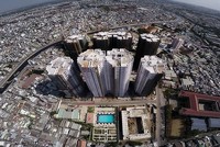 Hình thực tế tháng 5/2015, toàn bộ Dự án Him Lam Chợ Lớn đã xây xong, bắt đầu bàn giao cho khách hàng từ tháng 9/2015. Giai đoạn 2 của dự án đang được mở bán với giá 1,65 tỷ đồng/căn 85 m2 nhưng người mua được trả chậm trong 5 năm