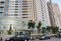 Luật Nhà ở sửa đổi có hiệu lực với việc rộng cửa cho Việt kiều, người nước ngoài mua và sở hữu nhà sẽ là cú huých với thị trường bất động sản - Ảnh: Hoài Nam