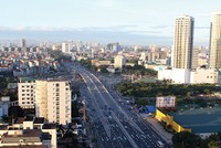 Không nên can thiệp vào thị trường bất động sản để hy vọng sẽ xử lý được nợ xấu