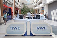 Năm 2014, FPT mua lại Công ty RWE IT Slovakia, công ty thành viên chuyên cung cấp các giải pháp SAP và smart home của Tập đoàn RWE, tập đoàn hàng đầu châu Âu trong lĩnh vực điện và gas