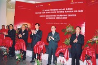 Trung tâm GDCK Hà Nội khai trương hoạt động ngày 8/3/2005
