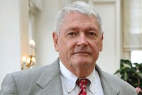 Tỷ phú John Malone