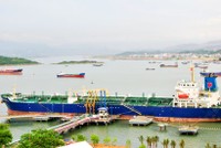 Lũy kế 6 tháng đầu năm 2015, Petrolimex đạt lợi nhuận sau thuế 1.586 tỷ đồng. Ảnh minh hoạ. Nguồn: Internet