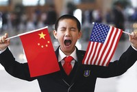 Kinh tế toàn cầu cần một nhà hấp thụ các cú sốc mới, với hy vọng đổ dồn vào Mỹ