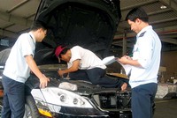 Đối thoại với DN Việt kiều:  Nóng thủ tục nhập xe, nhập hàng hóa