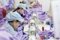 DN dệt may đang tích cực đầu tư mở rộng sản xuất để đón đầu cơ hội từ TPP và các FTA