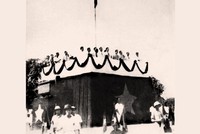 Bác Hồ đọc Tuyên ngôn Độc lập tại Quảng trường Ba Đình