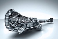 Mercedes-Benz Việt Nam tung chiêu, giành khách trước thềm triển lãm xe nhập khẩu