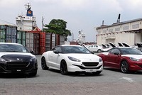 Ôtô là một trong những tài sản di chuyển của tổ chức, cá nhân được mang theo. Ảnh: S.T